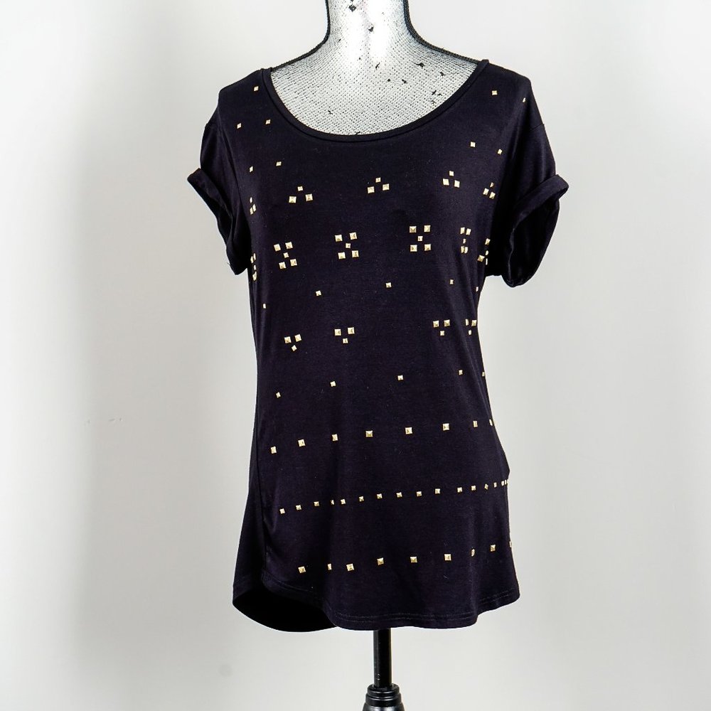 NWOT Point Zero studded T shirt - Medium